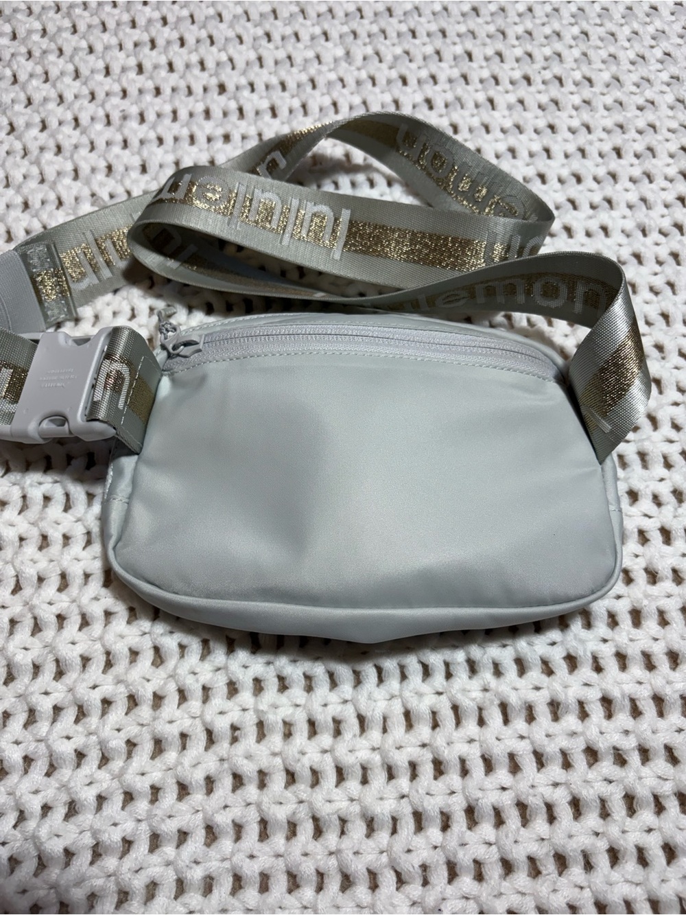 limited edition! Lululemon vapor/gold/white everywhere belt bag 1L